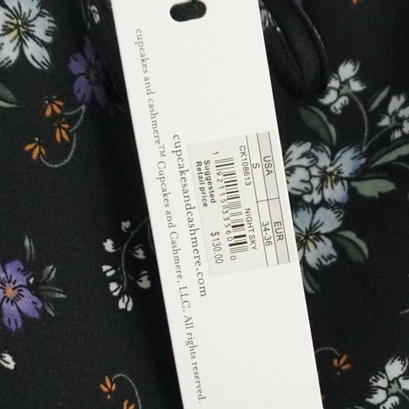 Cupcakes and Cashmere Floral Pattern Dress - Picture 5 of 5